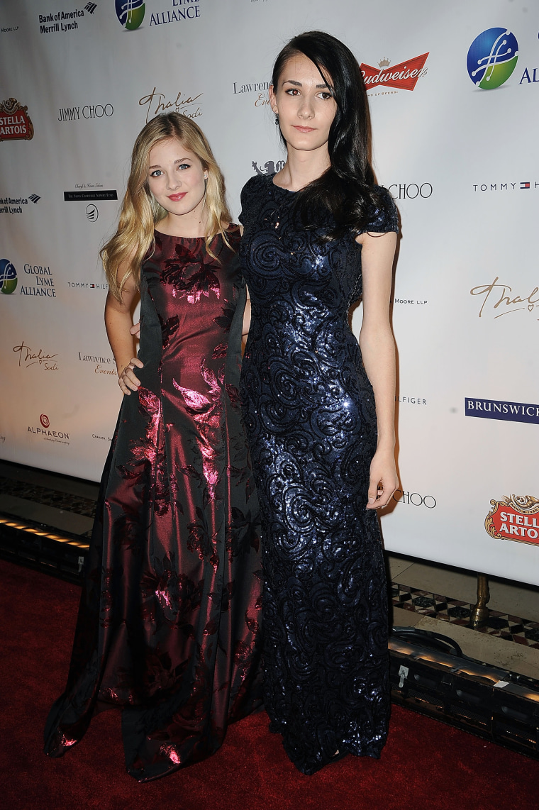 Image: Jackie Evancho and Juliet Evancho