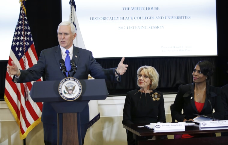 Image: Pence, DeVos and Manigault hold a listening session with the historically black colleges and universities