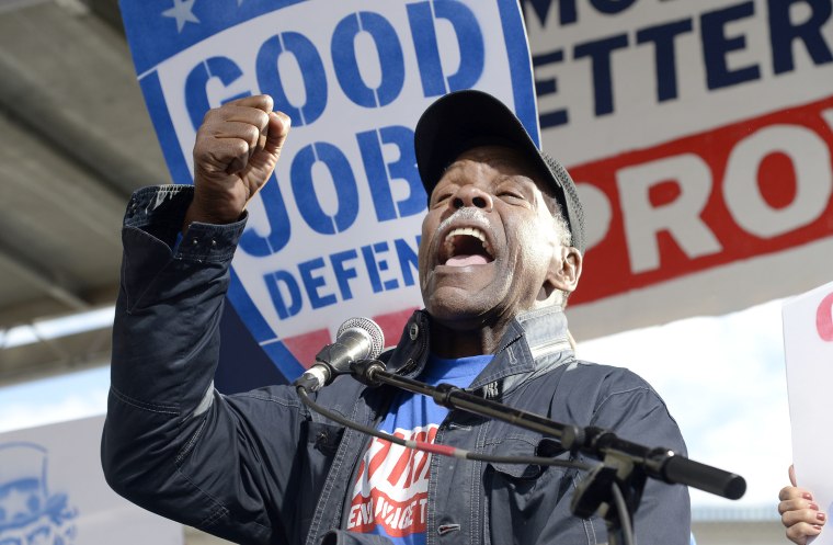 Image: Actor Danny Glover joins striking federal contract workers during their rally to hold President-elect Donald Trump accountable to keeping his promise to workers in Washington, DC, Dec. 7, 2016.
