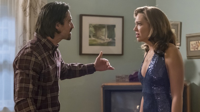 Milo Ventimiglia and Mandy Moore have a tense scene in the "This Is Us" finale.