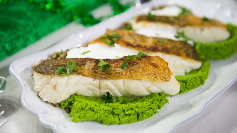 Pan-Fried Cod with Minty Pea Pur?e