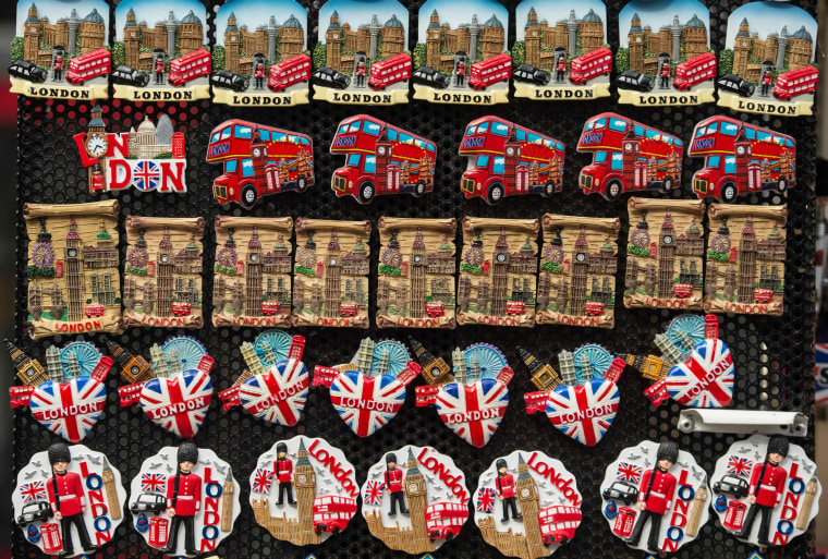 Image: British-themed magnets