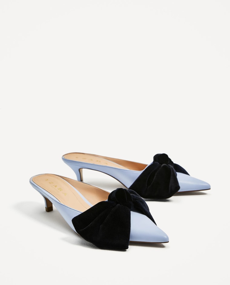 Closed discount mules heels