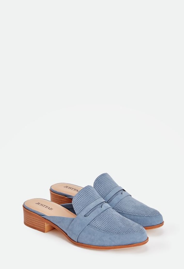 Slip on clearance closed toe mules