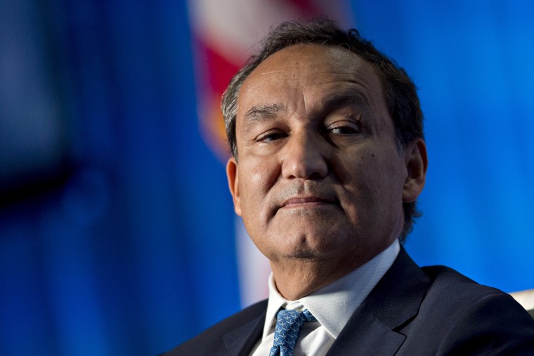 Image: Oscar Munoz, chief executive officer of United