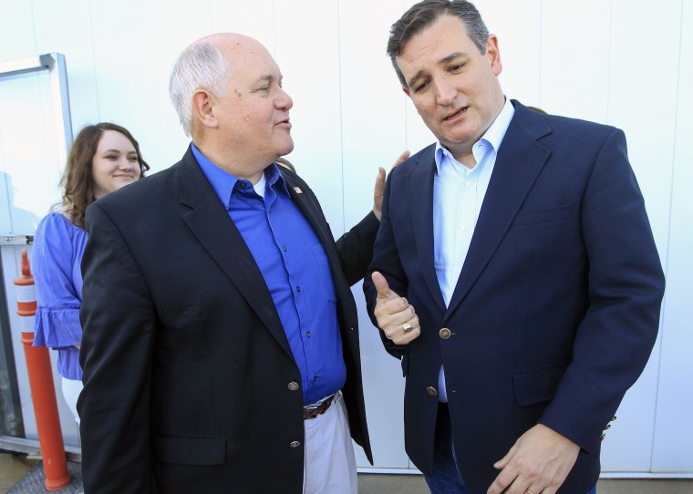 Image: Estes and Cruz campaign in Wichita, Kansas