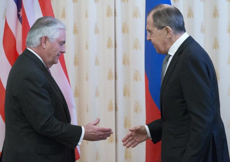 Image: Secretary of State Rex Tillerson (left) and Russian counterpart Sergei Lavrov