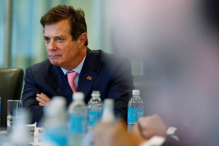 Image: Manafort attends a meeting at Trump Tower