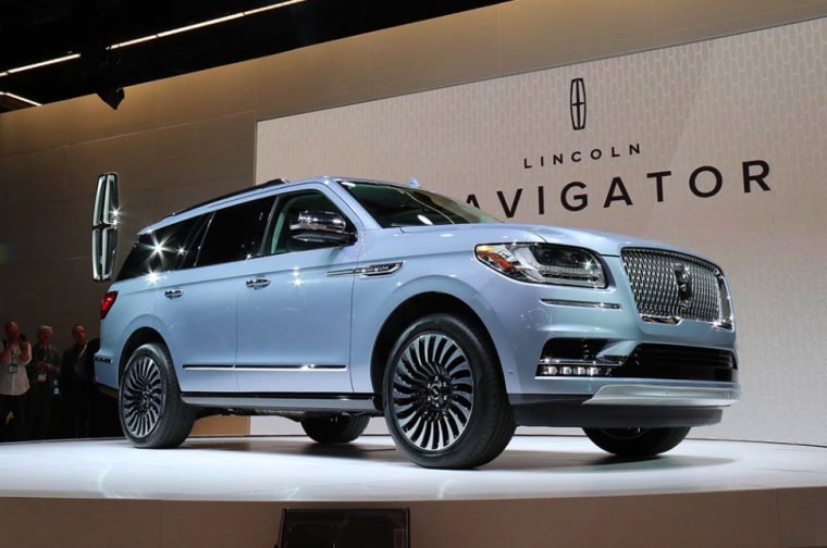 The all-new Lincoln Navigator is a real head-turner.