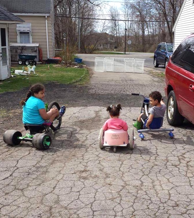 The Bubmo-seat wheelchair makes it easier for Bella, who has spina bifida, to be independent.