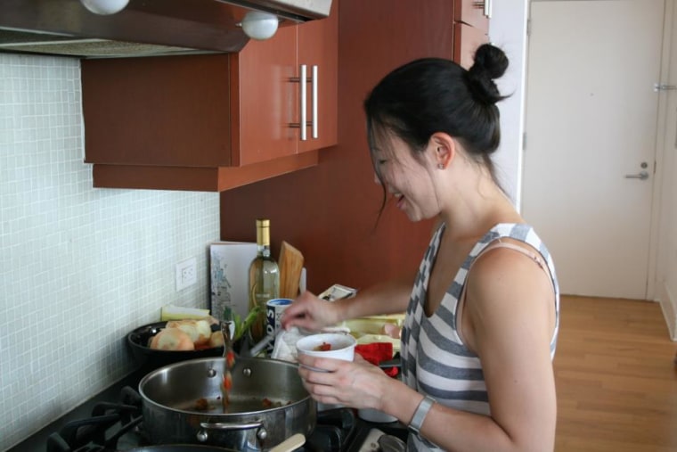 Maggie Shi cooking