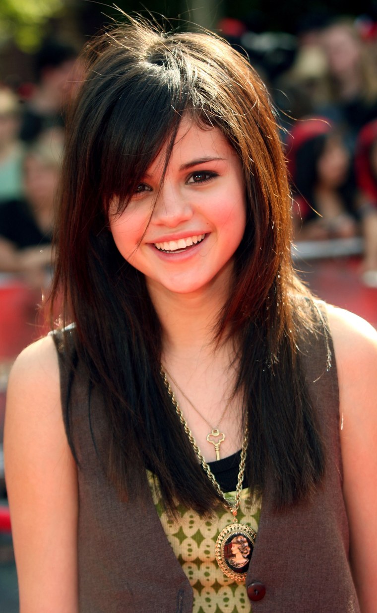 Selena Gomez bangs