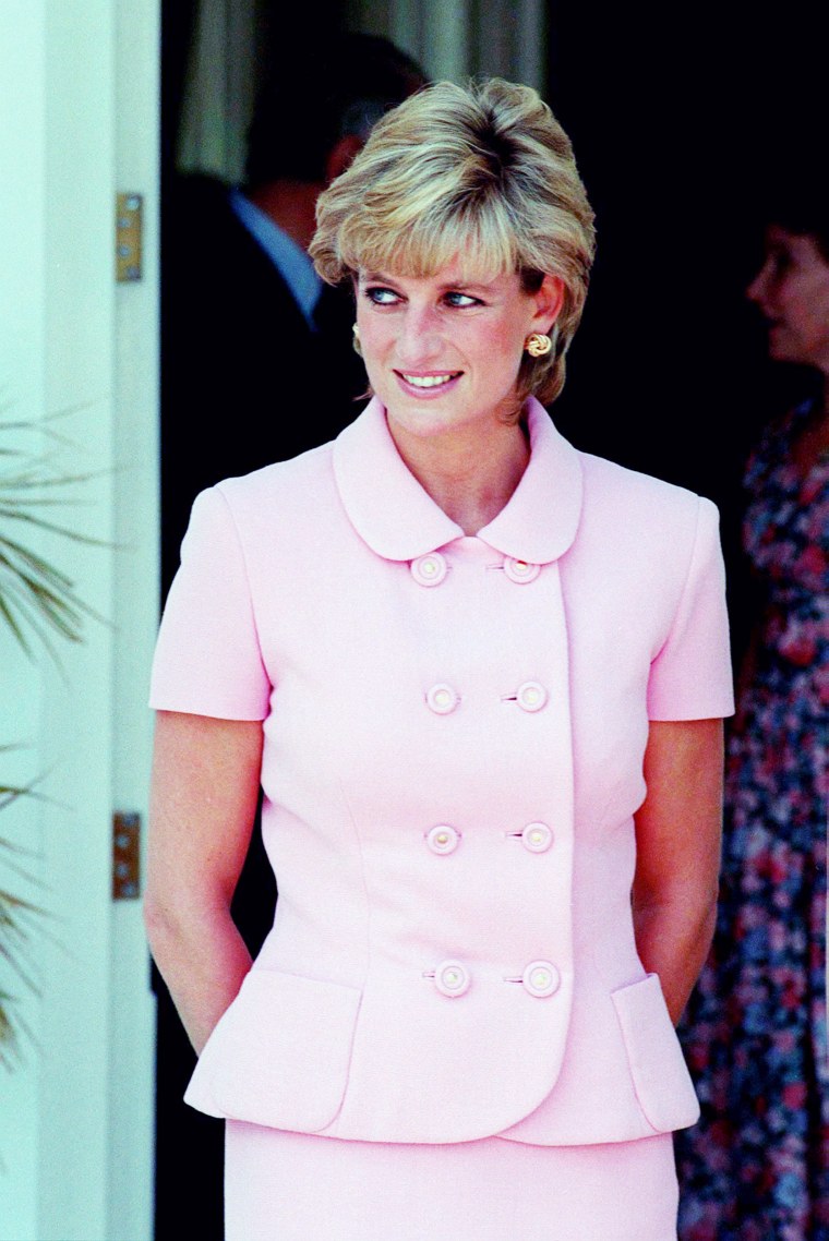 Princess Dianas Iconic 90s Haircut Explained By Stylist Sam Mcknight