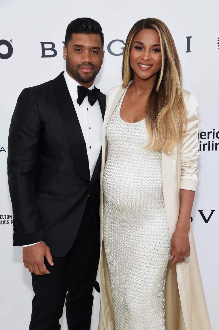 Pregnant Ciara poses for family photo with Russell Wilson, three