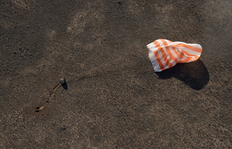 Image: Expedition 50 Soyuz MS-02 Landing