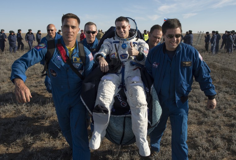 Image: Landing of Soyuz MS-02 spacecraft with ISS Expedition 50