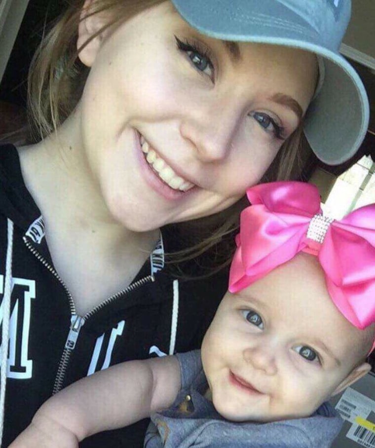 Alyssa Ross and her daughter, Adalyn.