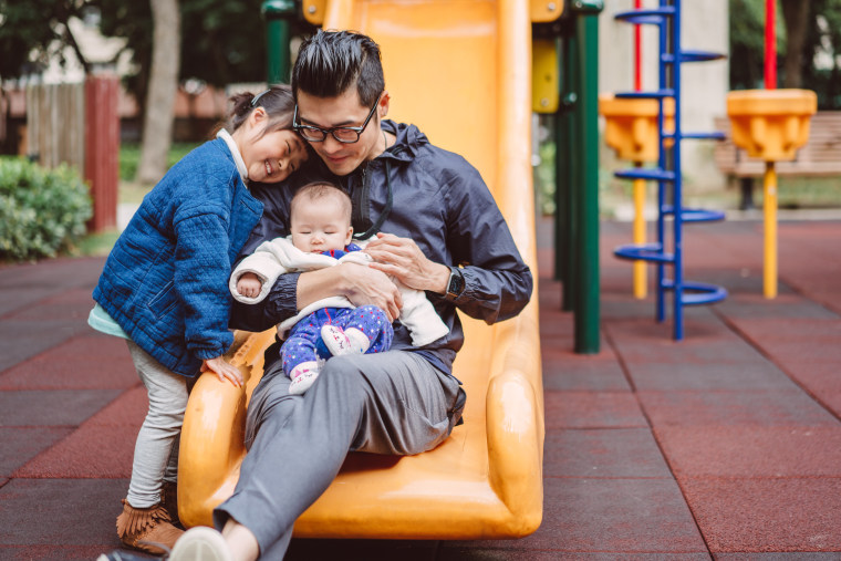 Image: Dad enjoying quality time with daughter &amp; bady