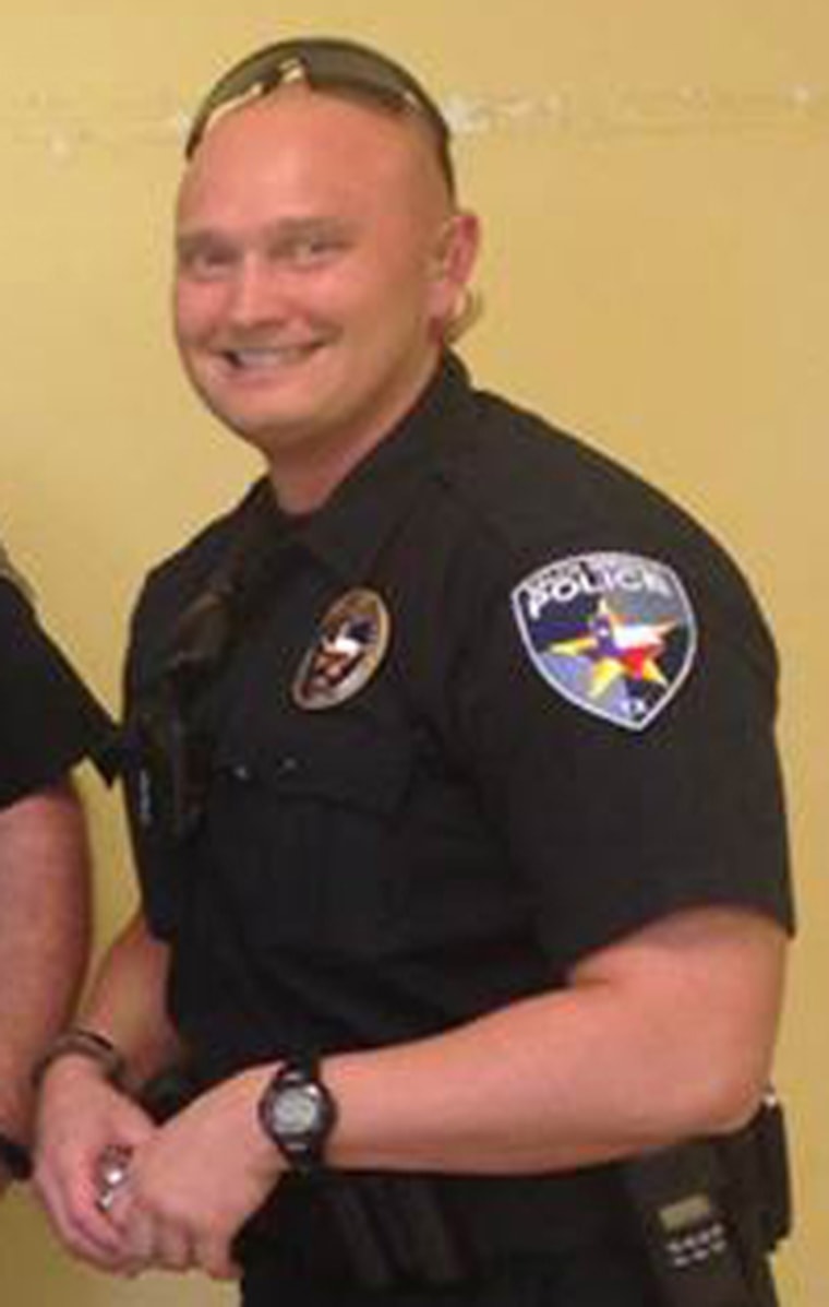 Image: Officer Roy Oliver