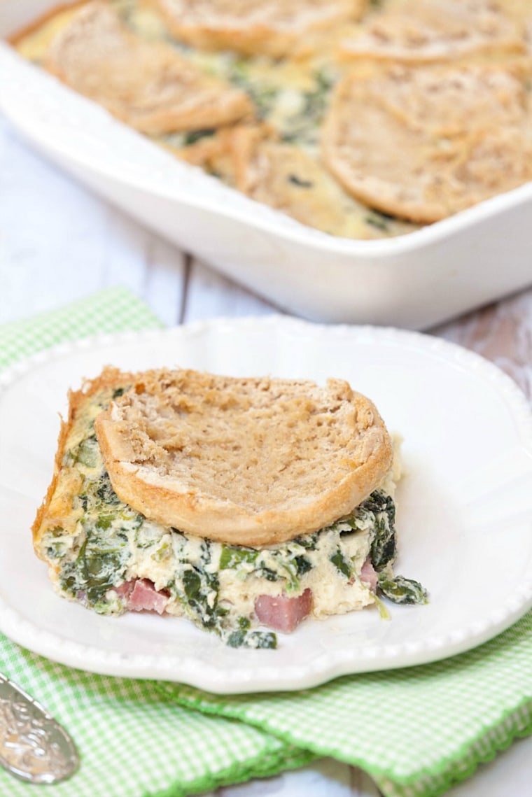 Image: Healthy Eggs Benedict Breakfast Casserole