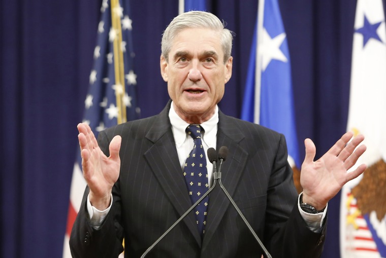 Image: FBI Director Robert Mueller in 2013