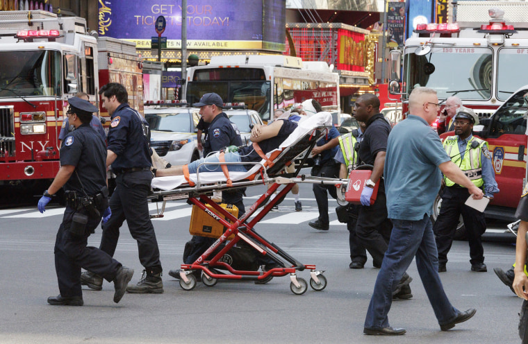 Image: Vehicle strikes pedestrians in Times Square