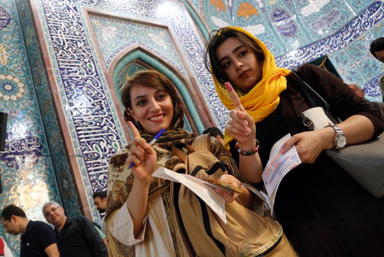 Image: Iranian women after voting on May 19, 2017