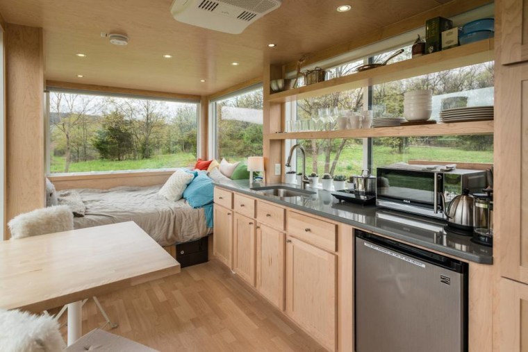 Let the outside in with this tiny glass-paneled house in the Hudson Valley.