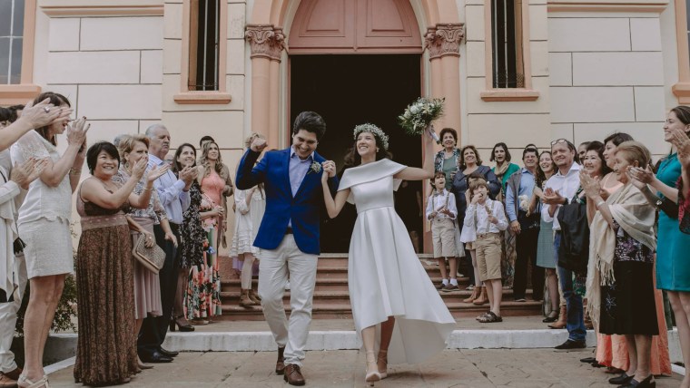 Bros as bridesmaids wedding photos