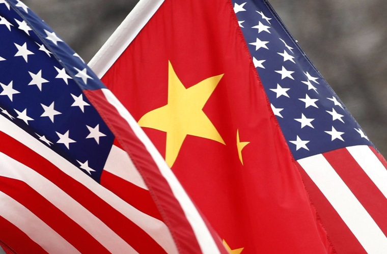 Image: Chinese and U.S. flags