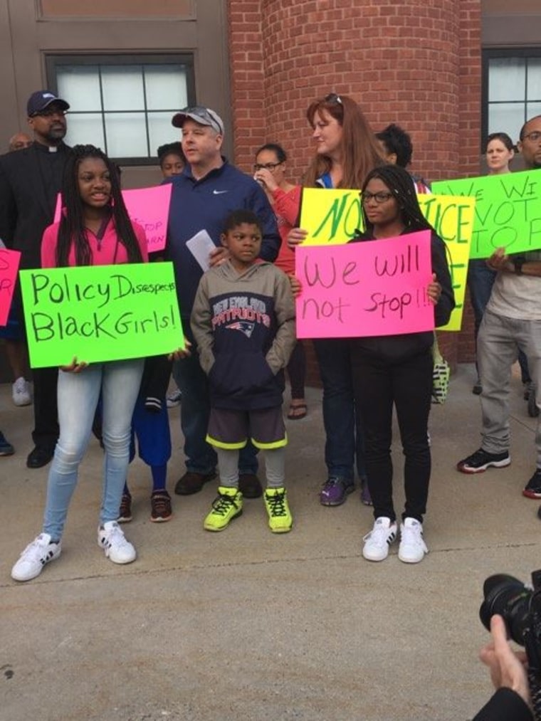 Image: Mya, Deanna, Mekhi, and Colleen Cook