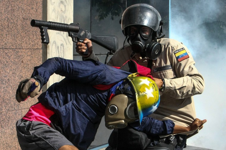 Image: Venezuela's opposition protests continue into its seventh week