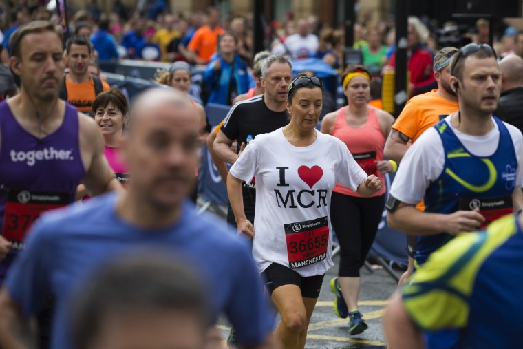 Image: Runners in Manchester