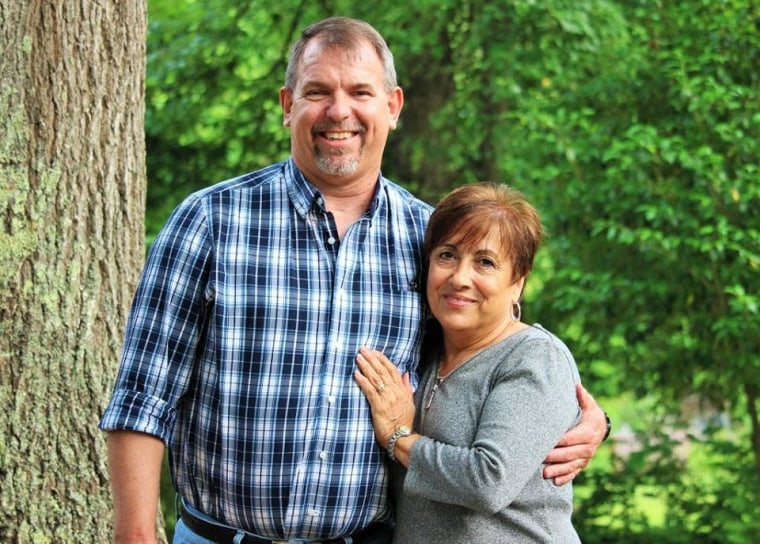 Greg Robbins, left, and Anna Lewis, right, met for the first time last month.