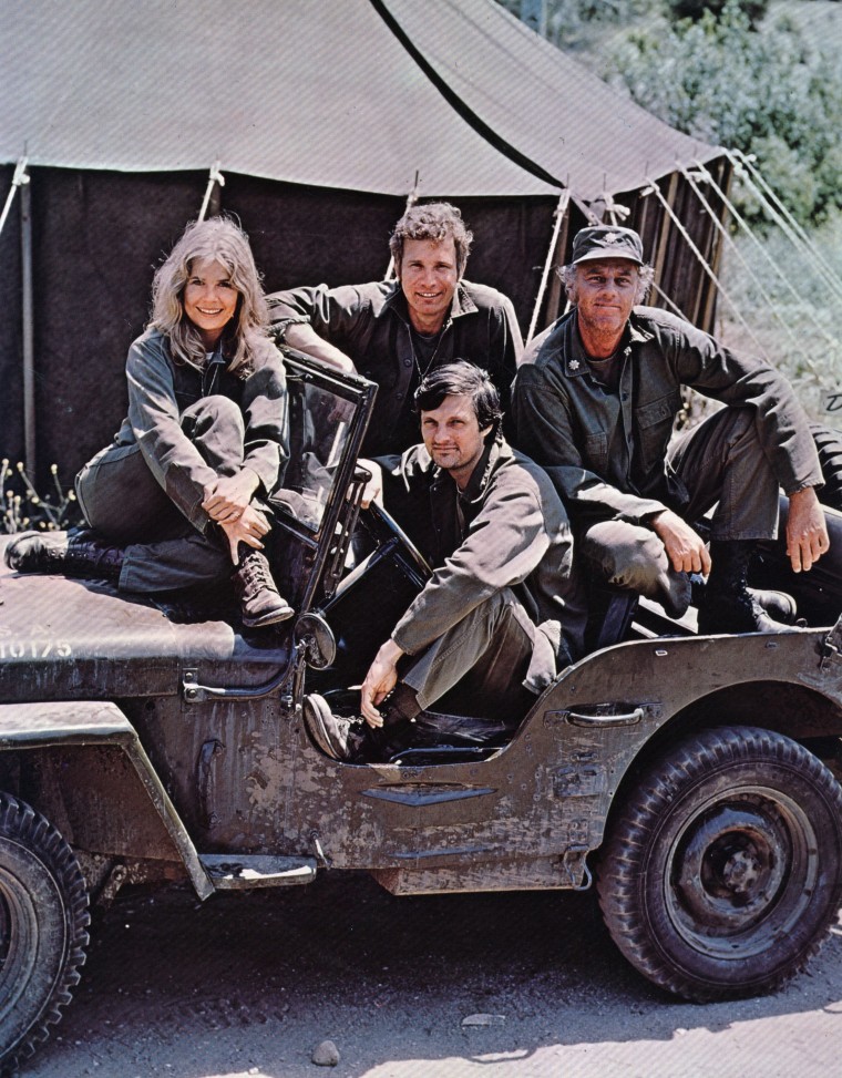 Image: Cast members of the hit television show M.A.S.H