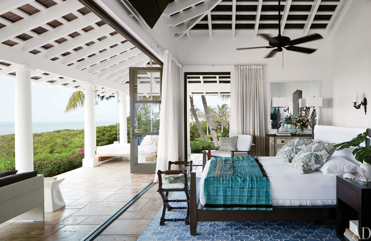 Faith Hill and Tim McGraw's master bedroom