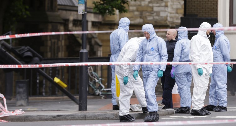 Image: Forensic police investigate around the London Bridge area 