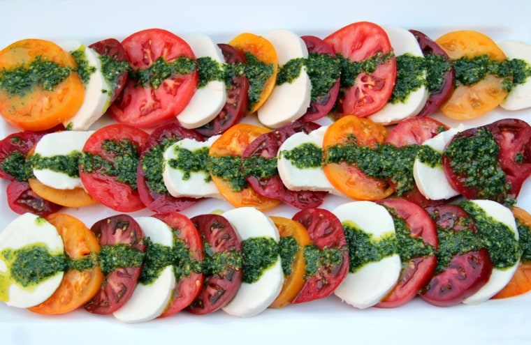 Tomato Mozzarella Caprese Salad