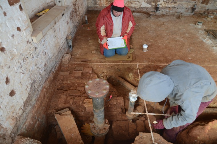 Archaeologists investigate Monticello's South Wing