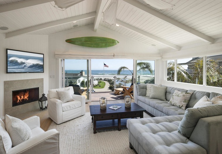 Mila Kunis and Ashton Kutcher beach home