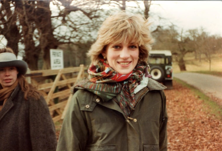 Never-before-seen photographs of young Princess Diana