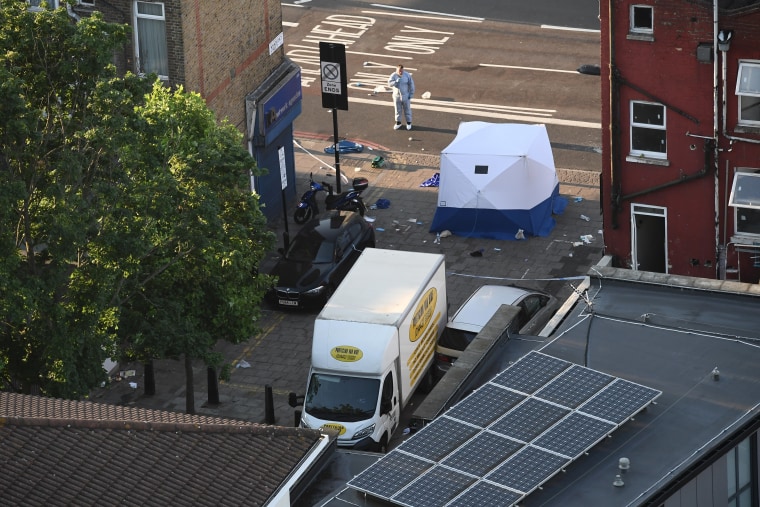 Image: Aftermath of incident near Finsbury Park Mosque