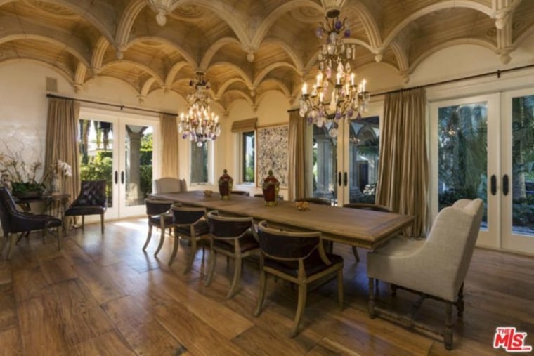 Home Sweet Hollywood! Beyoncé and Jay-Z purchase Malibu mansion worth $200  mn