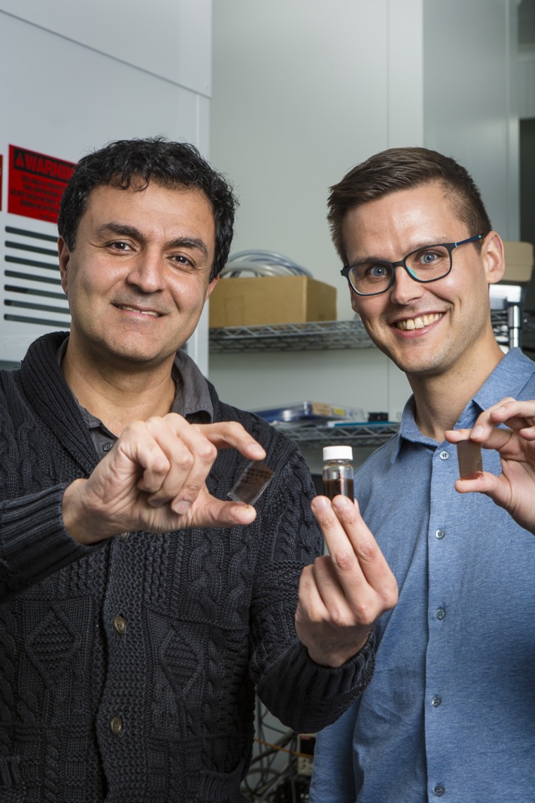 Professor Kourosh Kalantar-zadeh and Dr. Torben Daeneke with the solar paint