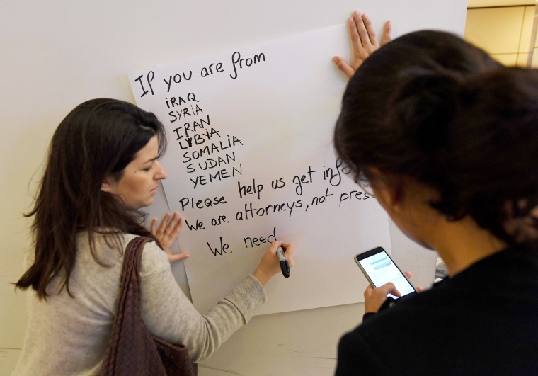 Image: Volunteers in Los Angeles