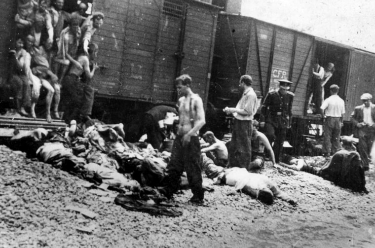 Image: Bodies of Murdered Jews