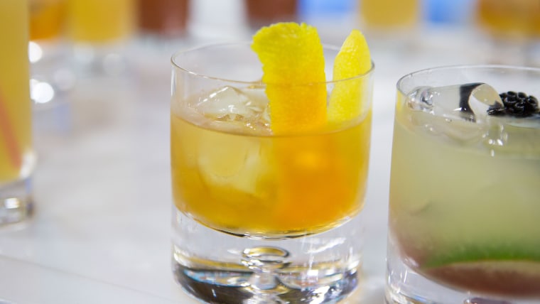 TODAY hosts' favorite classic cocktails get cool summer makeovers