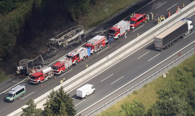 Image: An aerial view of the accident scene on the A9 freeway.