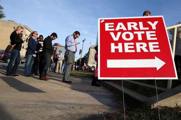 Early Voting Draws Crowds In State's Tight Race