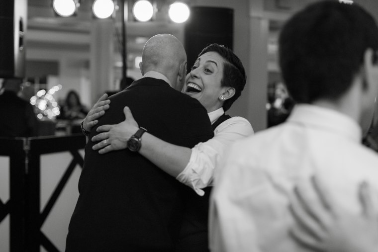 Dying man dances with daughters at friends' wedding
